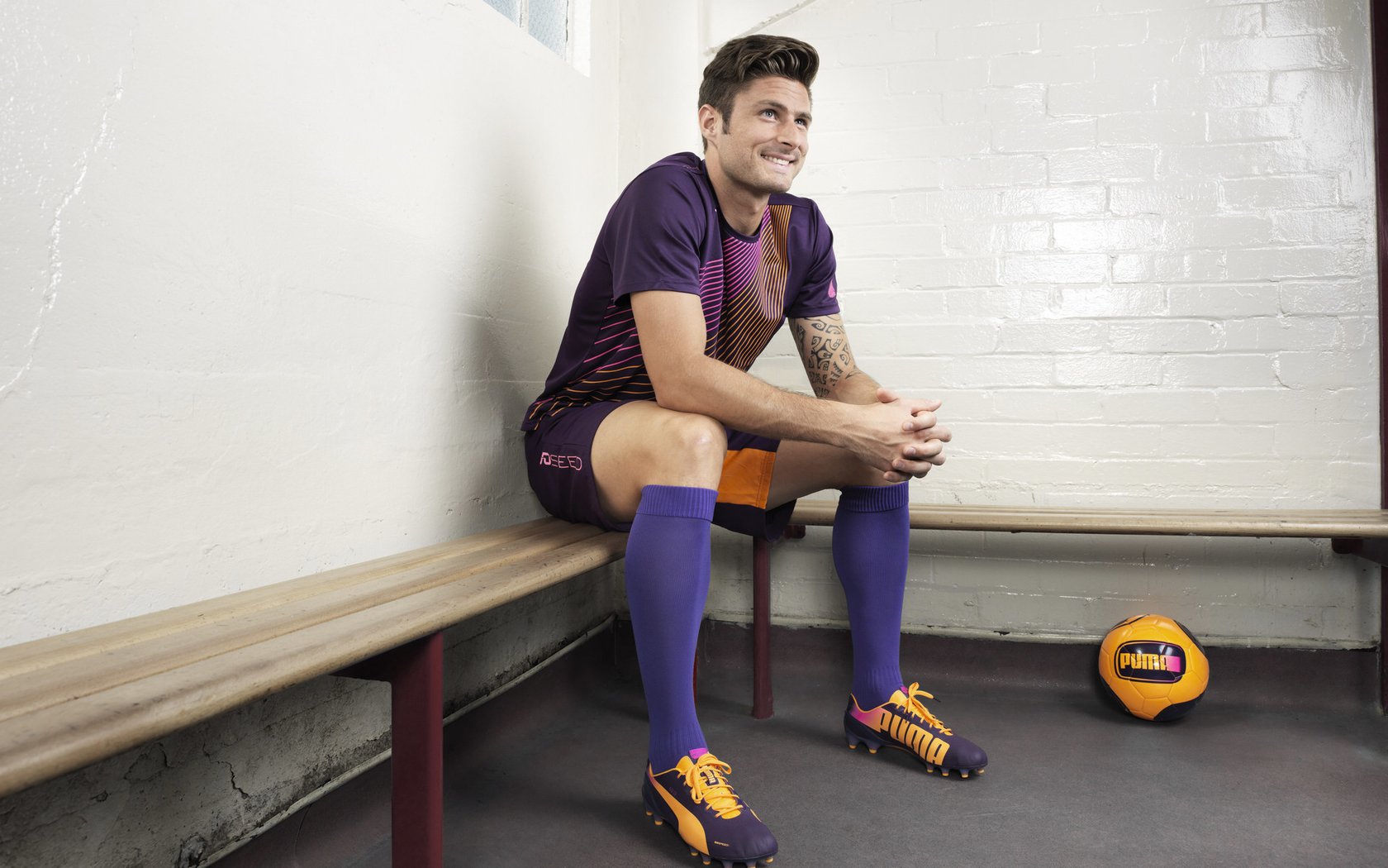 开云体育官网-马赛翻盘智利，阿尔瓦雷斯，一个肩膀扛起一座城